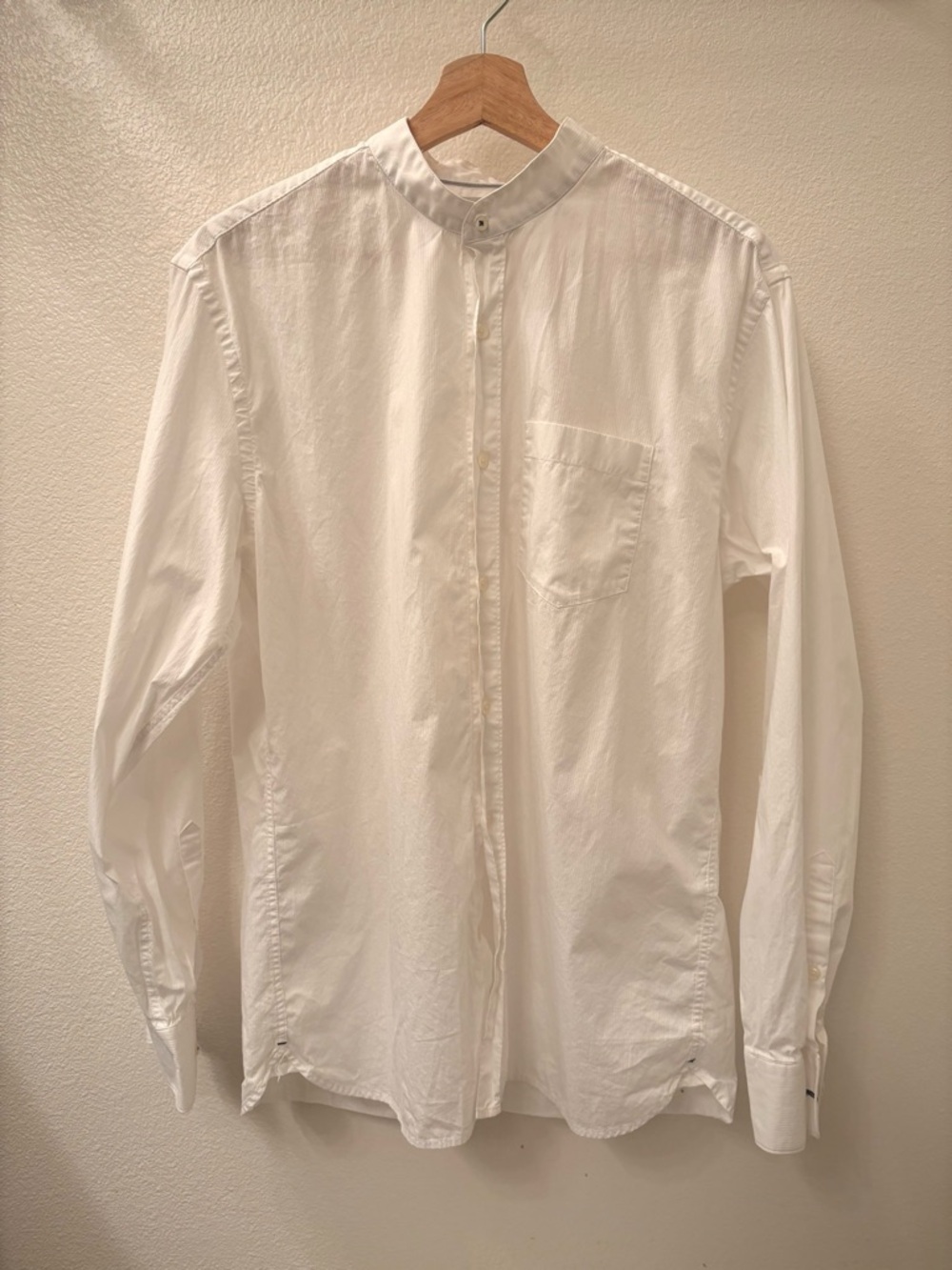 Men's mandarin collar shirt
